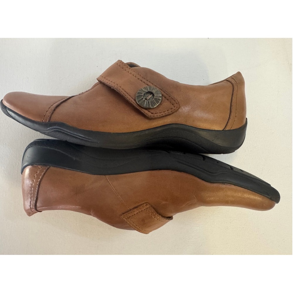 Clarks Artisan Kessa Alcove Womens 10 M Tan Leather Button Loafers 26066521 - Picture 2 of 10